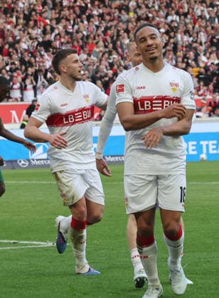 Stuttgart, Fußball Bundesliga, 20. Spieltag, VfB Stuttgart vs. VfL Wolfsburg, Jamie Leweling ( VfB )