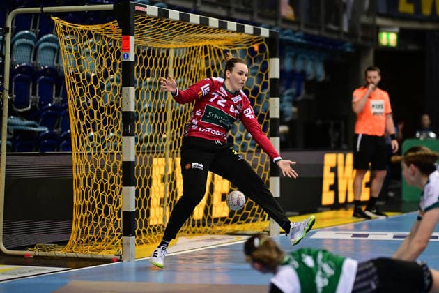 Handball I Frauen I Saison 2025-2026 I 1. HBF I 19. Spieltag I VfL Oldenburg - FRISCH AUF Göppingen I 01.03.2026 Petra Hlogyik (72, FRISCH AUF Göppingen) im Tor Oldenburg EWE Arena Niedersachsen Deutschland Copyright: xLobeca FelixxSchlikisx