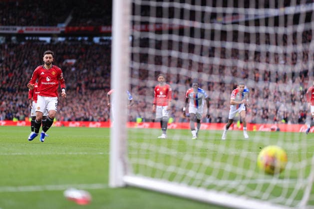 Football - Premier League - Manchester United, ManU v Crystal Palace 1st March 2026 - Premier League - Manchester United v Crystal Palace - Bruno Fernandes of Manchester United scores their 1st goal with a penalty - Photo: Simon Stacpoole Offside. Manchester UK Copyright: xSimonxStacpoolexOffside