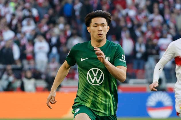 Kento Shiogai (VfL Wolfsburg, 07) , Deutschland, Fussball, 1. Bundesliga, 24.Spieltag, 2025 2026, VfB Stuttgart vs. VfL Wolfsburg, 01.03.2026, Stuttgart MHP Arena Deutschland