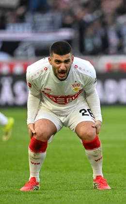 Deniz Undav VfB Stuttgart (26) sauer stinksauer Gestik Geste schreit ruft VfB Stuttgart vs VfL Wolfsburg WOB 01.03.2026 DFL REGULATIONS PROHIBIT ANY USE OF PHOTOGRAPHS AS IMAGE SEQUENCES AND OR QUASI-VIDEO VfB Stuttgart vs VfL Wolfsburg WOB