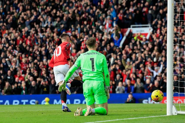 Manchester United, ManU v Crystal Palace, Premier League Benjamin Sesko (30) of Manchester United runs to celebrate after scoring to make it 2-1 during the Premier League match between Manchester United and Crystal Palace at Old Trafford, Manchester, UK on 1 March 2026. Manchester Old Trafford Greater Manchester UK Editorial use only DataCo restrictions apply See www.football-dataco.com , Copyright: xConorxMolloyx PSI-23823-0068