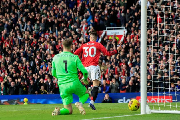 Manchester United, ManU v Crystal Palace, Premier League Benjamin Sesko (30) of Manchester United runs to celebrate after scoring to make it 2-1 during the Premier League match between Manchester United and Crystal Palace at Old Trafford, Manchester, UK on 1 March 2026. Manchester Old Trafford Greater Manchester UK Editorial use only DataCo restrictions apply See www.football-dataco.com , Copyright: xConorxMolloyx PSI-23823-0069