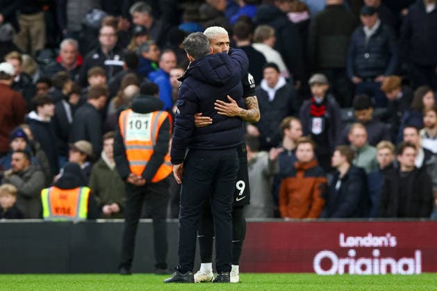 Fulham v Tottenham Hotspur, Premier League Fulham manager Marco Silva embraces a dejected Richarlison of Tottenham Hotspur after the Fulham v Tottenham Hotspur Premier League match at Craven Cottage, London, England on 1 March 2026 Credit: Ian Stephen Every Second Media Editorial use only. All images are copyright Every Second Media Limited. No images may be reproduced without prior permission. All rights reserved. Premier League and Football League images are subject to licensing agreements with Football DataCo Limited. see https: www.football-dataco.com Copyright: xIMAGO EveryxSecondxMediax ESM-1828-0036 IanxStephenx xEveryxSecondxMediax