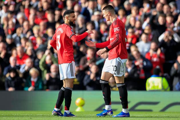 Manchester United, ManU v Crystal Palace, Premier League Benjamin Sesko (30) of Manchester United celebrates with Noussair Mazraoui (3) of Manchester United after scoring to make it 2-1 during the Premier League match between Manchester United and Crystal Palace at Old Trafford, Manchester, UK on 1 March 2026. Manchester Old Trafford Greater Manchester UK Editorial use only DataCo restrictions apply See www.football-dataco.com , Copyright: xConorxMolloyx PSI-23823-0075