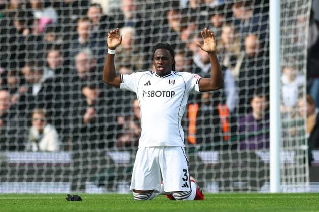 Calvin Bassey of Fulham pays ahead of kick off Fulham v Tottenham Hotspur, Premier League, Football, Craven Cottage, London, UK - 01 Mar 2026London Craven Cottage United Kingdom EDITORIAL USE ONLY No use with unauthorised audio, video, data, fixture lists, club league logos or live services. Online in-match use limited to 120 images, no video emulation. No use in betting, games or single club league player publications. Copyright: xSimonxDael Shutterstockx 16708827bs
