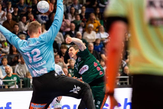 Marius STEINHAUSER (TSV Hannover-Burgdorf, 19) erzielt ein Tor, Aktion, Torwurf GER, TSV Hannover-Burgdorf vs. FRISCH AUF! Goeppingen, Handball, Bundesliga, 23. Spieltag, Spielzeit 2025 2026, 01.03.2026, GER, TSV Hannover-Burgdorf vs. FRISCH AUF! Goeppingen, Handball, Bundesliga, 23. Spieltag, Spielzeit 2025 2026, 01.03.2026, Hannover Copyright: xEibnerxPressefoto OliverxSchmidtx EP_OST