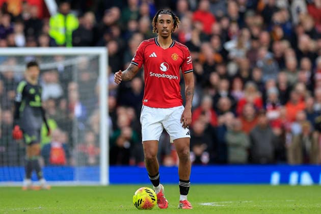 Manchester United, ManU v Crystal Palace, Premier League Leny Yoro (15) of Manchester United during the Premier League match between Manchester United and Crystal Palace at Old Trafford, Manchester, UK on 1 March 2026. Manchester Old Trafford Greater Manchester UK Editorial use only DataCo restrictions apply See www.football-dataco.com , Copyright: xConorxMolloyx PSI-23823-0100