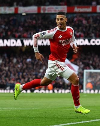 William Saliba of Arsenal celebrates scoring the opening goal Arsenal v Chelsea, Premier League, Football, Emirates Stadium, London, UK - 01 Mar 2026London Emirates Stadium United Kingdom EDITORIAL USE ONLY No use with unauthorised audio, video, data, fixture lists, club league logos or live services. Online in-match use limited to 120 images, no video emulation. No use in betting, games or single club league player publications. Copyright: xMichaelxZemanek Shutterstockx 16708844u