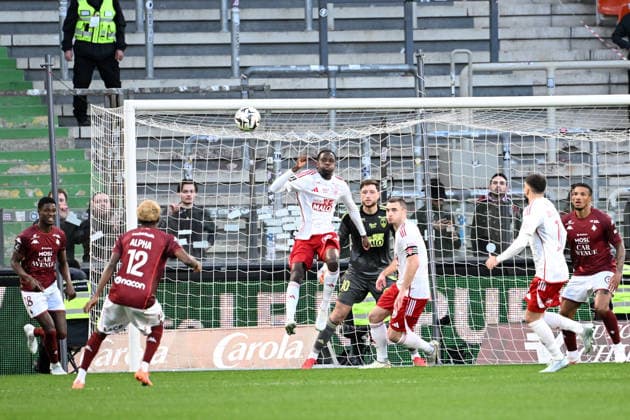 FC Metz v Stade Brestois 29 - Ligue 1 McDonald s 2025 2026 04 Junior DIAZ (sb29) - 05 Brendan CHARDONNET (sb29) during the Ligue 1 McDonald s match between Metz and Brest on March 1, 2026 at Stade Saint-Symphorien in Metz, France. Metz France  Copyright: xFEPx 776465511