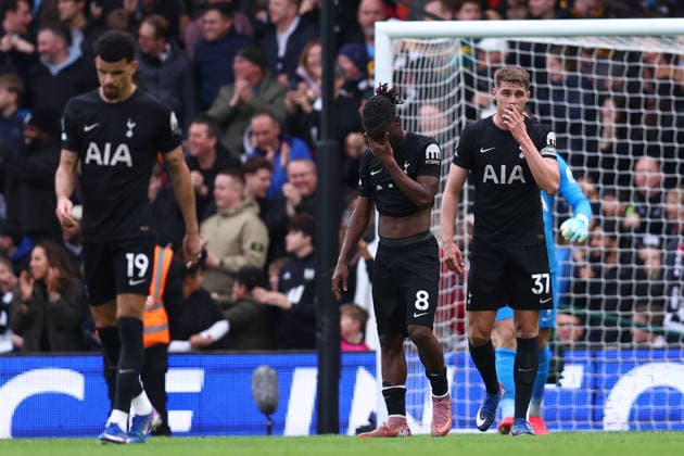London, England, 1st March 2026. Yves Bissouma (C) and Micky van de Ven of Tottenham Hotspur look dejected during the Fulham vs Tottenham Hotspur Premier League match at Craven Cottage, London. Picture credit should read: Paul Terry Sportimage EDITORIAL USE ONLY. No use with unauthorised audio, video, data, fixture lists, club league logos or live services. Online in-match use limited to 120 images, no video emulation. No use in betting, games or single club league player publications. SPI_074_PT_Fulham_Tottenham SPI-4567-0074