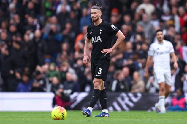 London, England, 1st March 2026. Radu DraguÈ™in of Tottenham Hotspur looks dejected during the Fulham vs Tottenham Hotspur Premier League match at Craven Cottage, London. Picture credit should read: Paul Terry Sportimage EDITORIAL USE ONLY. No use with unauthorised audio, video, data, fixture lists, club league logos or live services. Online in-match use limited to 120 images, no video emulation. No use in betting, games or single club league player publications. SPI_076_PT_Fulham_Tottenham SPI-4567-0076