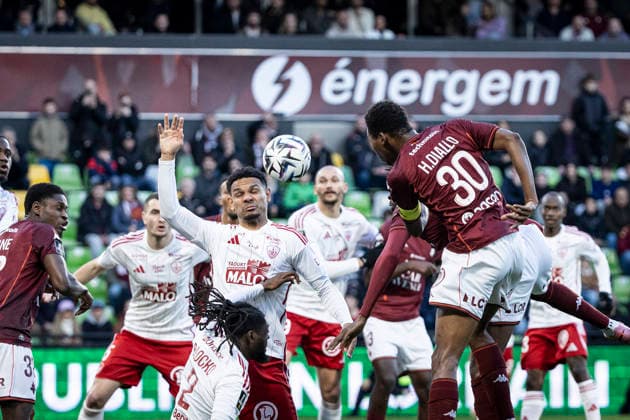 FOOTBALL : Metz vs Stade Brestois - ligue 1 - Metz - 01 03 26 Habib Diallo 30 et Kenny Lala 77  Copyright: xelyxandroxcegarrax
