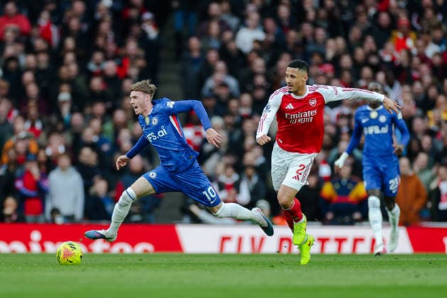 Premier League 2025 26 Arsenal v Chelsea Emirates Stadium 01.03.2026 Cole Palmer of Chelsea fouled by William Saliba of Arsenal Premier League 2025 26 Arsenal v Chelsea Emirates Stadium 01.03.2026 Photograph By Marc Aspland The Times  Copyright: xMarcxAsplandx NINTCHDBPICT001063141914