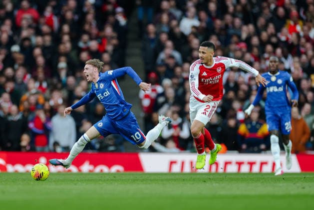 Premier League 2025 26 Arsenal v Chelsea Emirates Stadium 01.03.2026 Cole Palmer of Chelsea fouled by William Saliba of Arsenal Premier League 2025 26 Arsenal v Chelsea Emirates Stadium 01.03.2026 Photograph By Marc Aspland The Times  Copyright: xMarcxAsplandx NINTCHDBPICT001063141930