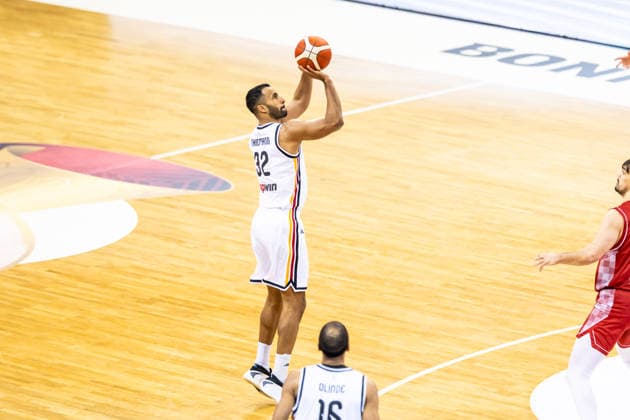 GER, FIBA Basketball World Cup 2027, European Qualifiers, Deutschland-Kroatien. 01.03.2026, Telekom Dome, Bonn, GER, FIBA Basketball World Cup 2027, European Qualifiers, Deutschland-Kroatien. Johannes Thiemann (Deutschland, No 32) Â Foto: Alexander Trienitz Bonn Telekom Dome Nordrhein-Westfalen Deutschland