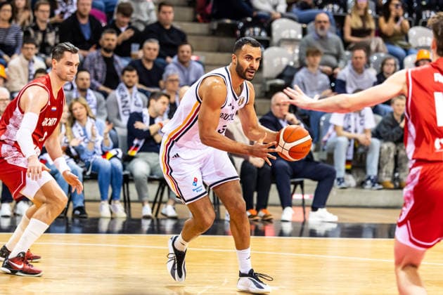 GER, FIBA Basketball World Cup 2027, European Qualifiers, Deutschland-Kroatien. 01.03.2026, Telekom Dome, Bonn, GER, FIBA Basketball World Cup 2027, European Qualifiers, Deutschland-Kroatien. Johannes Thiemann (Deutschland, No 32) Â Foto: Alexander Trienitz Bonn Telekom Dome Nordrhein-Westfalen Deutschland