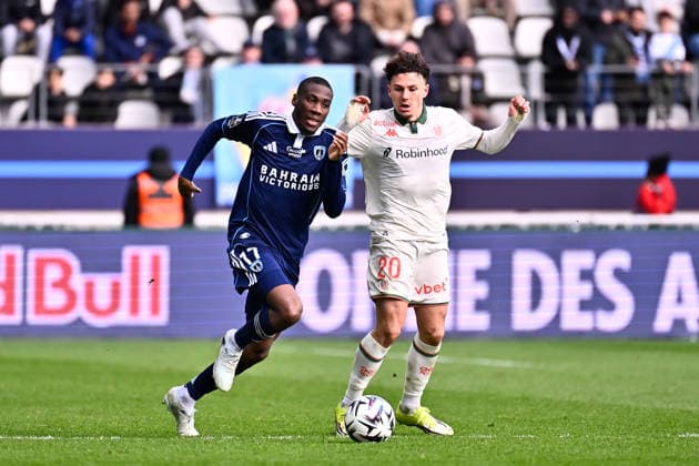FOOTBALL : Paris FC vs Nice - Ligue 1 - 01 03 2026 Adama CAMARA ( 17 - PFC ) and Tom Louchet ( 20 - Nice ) during the Ligue 1 match between Paris FC and OGC Nice at Stade Jean Bouin on March 01, 2026 in Paris, France. ( Photo by Federico Pestellini PsnewZ ) - ParisFrance  Copyright: xFedericoxPestelinix