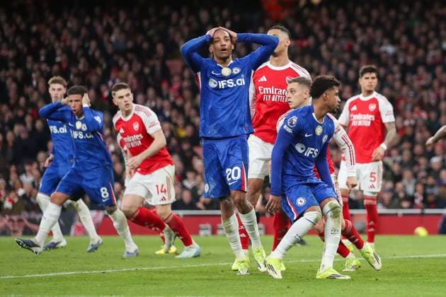 Joao Pedro of Chelsea reacts after a missed chance Arsenal v Chelsea, Football, Premier League, Emirates Stadium, London, UK - 01 03 2026 EDITORIAL USE ONLY No use with unauthorised audio, video, data, fixture lists (outside the EU), club league logos or live services. Online in-match use limited to 45 images (+15 in extra time). No use to emulate moving images. No use in betting, games or Copyright: xAnthonyxHanc Shutterstockx 16718865aj