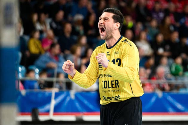 Bietigheim: HBL - 25 26 - SG BBM Bietigheim - HSG Nordhorn-Lingen Torhueter Martin Tomovski (Bietigheim) Jubel Freude Emotion Bietigheim-Bissingen Egetrans Arena Baden-Württemberg Deutschland