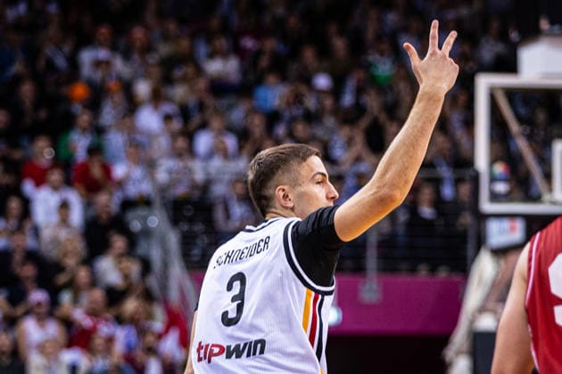 FIBA World Cup Qualifier: Germany vs. Croatia; 01.03.2026 Tim Schneider (Deutscher Basketball Bund 3) feiert einen erfolgreichen Dreier - FIBA Basketball World Cup 2027 European Qualifiers, Deutschland vs. Kroatien, 1.3.2026, Telekom Dome, Bonn Copyright: xBEAUTIFULxSPORTS Derixx