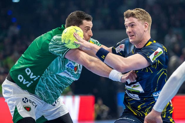 Berlin, 01.03.26, Handball: Bundesliga, Fuechse Berlin - Rhein-Neckar Löwen, 23. Spieltag, Max-Schmeling-Halle. Haukur Thrastarson (Rhein-Neckar Löwen) wirft den Ball auf das Tor. Fuechse Berlin - HSG Wetzlar