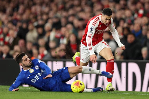 Arsenal v Chelsea 01 March 2026, London - Premier League Football - Arsenal v Chelsea - Pedro Neto of Chelsea fouls Gabriel Martinelli of Arsenal to receive his second yellow and therefore a red card - Photo: Charlotte Wilson Offside. London UK Copyright: xCharlottexWilsonx xOffsidexOffside