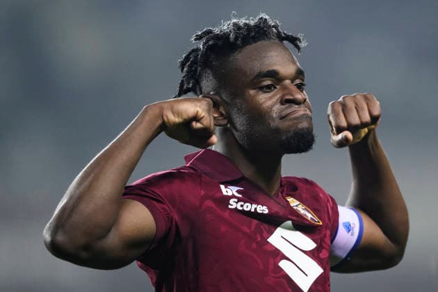 Torino FC v SS Lazio - Serie A Duvan Zapata of Torino FC celebrates after scoring a goal from a header during the Serie A football match between Torino FC and SS Lazio. Turin Italy Copyright: xNicolòxCampox