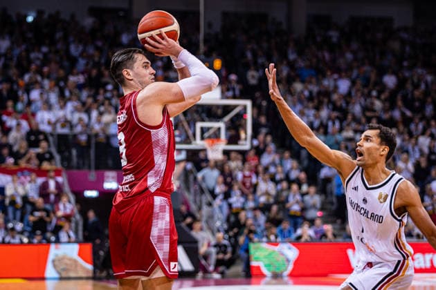 FIBA World Cup Qualifier: Germany vs. Croatia; 01.03.2026 Mario Hezonja (Croatia 8) gegen Oscar Da Silva (Deutscher Basketball Bund 1) - FIBA Basketball World Cup 2027 European Qualifiers, Deutschland vs. Kroatien, 1.3.2026, Telekom Dome, Bonn Copyright: xBEAUTIFULxSPORTS Derixx