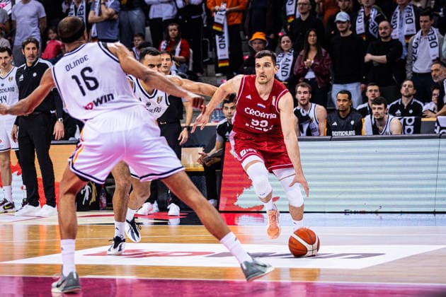 FIBA World Cup Qualifier: Germany vs. Croatia; 01.03.2026 Toni NakiÄ‡ (Croatia 99) gegen Louis Olinde (Deutscher Basketball Bund 16) - FIBA Basketball World Cup 2027 European Qualifiers, Deutschland vs. Kroatien, 1.3.2026, Telekom Dome, Bonn Copyright: xBEAUTIFULxSPORTS Derixx