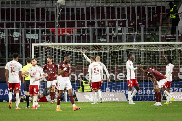 FOOTBALL : Metz vs Stade Brestois - ligue 1 - Metz - 01 03 26 DÃ ception des joueurs de l equipe de Metz apres leur dÃ faite  Copyright: xelyxandroxcegarrax