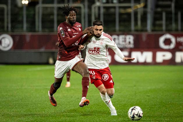 FOOTBALL : Metz vs Stade Brestois - ligue 1 - Metz - 01 03 26 Romain Del Castillo 10 et Boubacar TraorÃ 8  Copyright: xelyxandroxcegarrax