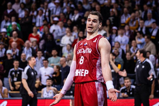 FIBA World Cup Qualifier: Germany vs. Croatia; 01.03.2026 Mario Hezonja (Croatia 8) versteht die Welt nicht mehr - FIBA Basketball World Cup 2027 European Qualifiers, Deutschland vs. Kroatien, 1.3.2026, Telekom Dome, Bonn Copyright: xBEAUTIFULxSPORTS Derixx