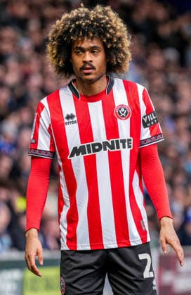 Queens Park Rangers v Sheffield United Sky Bet Championship Tahith Chong of Sheffield United looks on during the Sky Bet Championship match at MATRADE Loftus Road Stadium, London 28 02 2026 UK Newspapers OUT Copyright: xNickxEmmersonx FIL-23063-0046