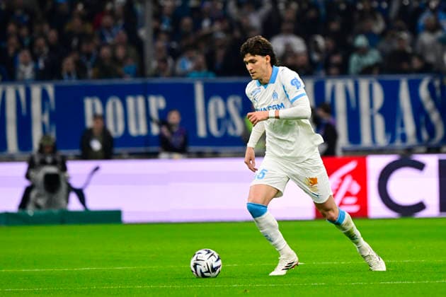 FOOTBALL : Olympique de Marseille VS Olympique Lyonnais - Ligue 1 McDonald s - 01 03 2026 Leonardo Balerdi (OM) - Ligue 1 McDonald s match between Olympique de Marseille and Olympique Lyonnais on March 1, 2026 at the Orange Velodrome Stadium in Marseille. MarseilleFrance  Copyright: xWilliamxCannarellax
