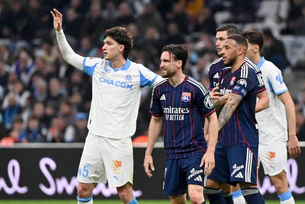 Olympique de Marseille v Olympique Lyonnais - Ligue 1 McDonald s 2025 2026 05 Leonardo Julian BALERDI ROSA (om) - 03 Nicolas TAGLIAFICO (ol) during the Ligue 1 McDonald s match between Marseille and Lyon at Stade Velodrome on March 1, 2026 in Marseille, France. Marseille France  Copyright: xFEPx 776348306