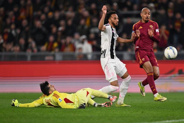 Donyell Malen of A.S. Roma cscores the goal for 3-1 during the 27th day of the Serie A Championship between A.S. Roma and Juventus F.C. at the Olympic Stadium on March 1, 2026 in Rome, Italy.  Copyright: xDomenicoxCippitelli IPAxSportx xipa-agency.netx xx IPA_72239628 IPA_Agency_IPA72239628