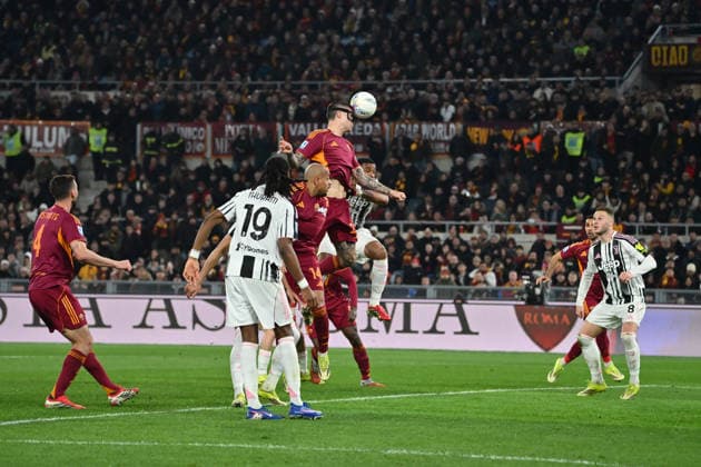 Roma vs. Juventus 2025 26 Serie A championship Goal the Evan Ndicka (AS Roma) During the 2025 26 Italian Serie A football match between AS Roma and FC Juventus on March 1, 2026, at the Stadio Olimpico in Rome. Pictured: Roma stadio Olimpico Roma Italia Copyright: xFABIOxSASSOxFabioxSassox DSC_5457