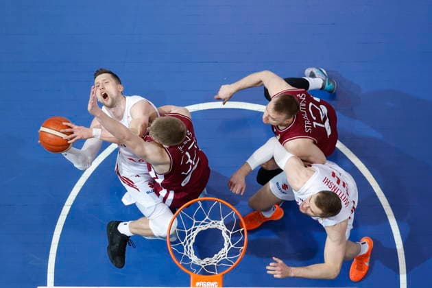 GDYNIA 01.03.2026 KOSZYKOWKA KOSZKADRA REPREZENTACJA POLSKI MECZ POLSKA - LOTWA ELIMINACJE MISTRZOSTW SWIATA 2027 - - - MEN BASKETBALL POLISH national team, Nationalteam WORLD CUP SERIES QUALIFIERS GAME POLAND - LATVIA NZ Mateusz Ponitka , Karlis Silinis , FOT. WOJCIECH FIGURSKI 058SPORT.PL NEWSPIX.PL --- newspix.pl 
