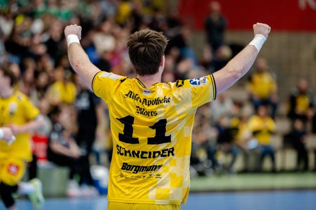 Krefeld, 01.03.2026, Handball, Herren, 2. Bundesliga, 22. Spieltag, 2025 2026: HSG Krefeld Niederrhein HC Oppenweiler Backnang Lucas Schneider (HSG Krefeld Niederrhein, 11) jubelt Krefeld Glockenspitzhalle NRW Germany