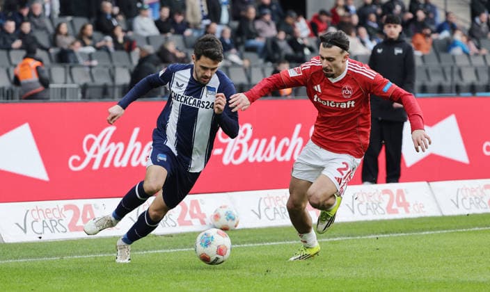 Josip Brekalo am Ball, Berkay Yilmaz Zweikampf Spielszene Aktion Fußball Fussball DFL 2. Bundesliga Herren 24. Spieltag Saison 2025 2026 01.03.2026 Hertha BSC Berlin vs. 1.FC Nürnberg FCN DFL regulations prohibit any use of photographs as image sequences and or quasi-video