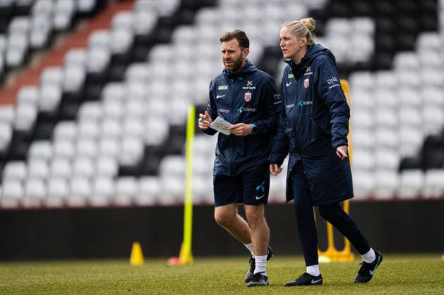 260302 Head coach Gemma Grainger of the Norwegian women™s national football team during a training session on March 2, 2026 in Vienna. Photo: Marius Simensen BILDBYRAN Cop 238 bbeng dam fifa women s world cup qualifier football fotball fotboll norge norway practice soccer training trening träning Copyright: MARIUSxSIMENSEN BB260302BB326