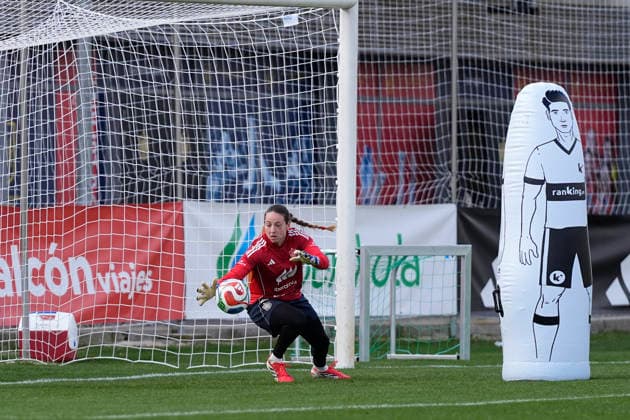 March 2, 2026, Las Rozas, Madrid, Spain: Enith Salon during the training camp of Spain Women Team ahead of the qualification matches for the Brazil 2027 World Cup at the Ciudad del Futbol on March 01, 2026, in Las Rozas, Madrid, Spain. Las Rozas Spain - ZUMAa181 20260302_zaa_a181_066 Copyright: xOscarxJ.xBarrosox