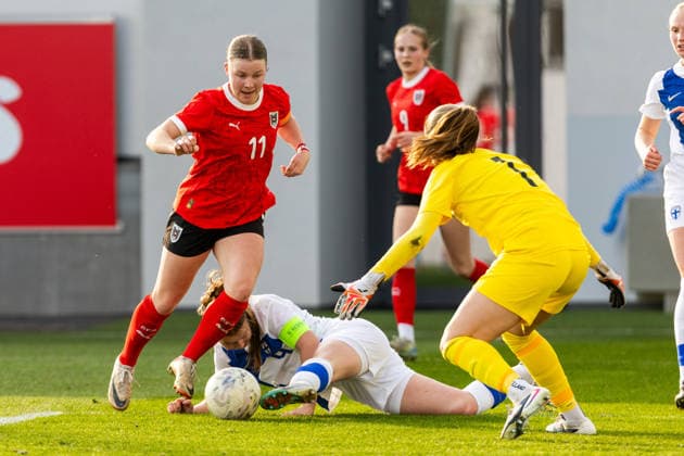 WOMEN SOCCER - U19, AUT vs FIN test match VIENNA,AUSTRIA,02.MAR.26 - WOMEN SOCCER - OEFB Under-19 international test match, Austria vs Finland. Image shows Valentina Illinger (AUT) and Reeta Pirilae (FIN).  GEPAxpictures xPhilippxBrem
