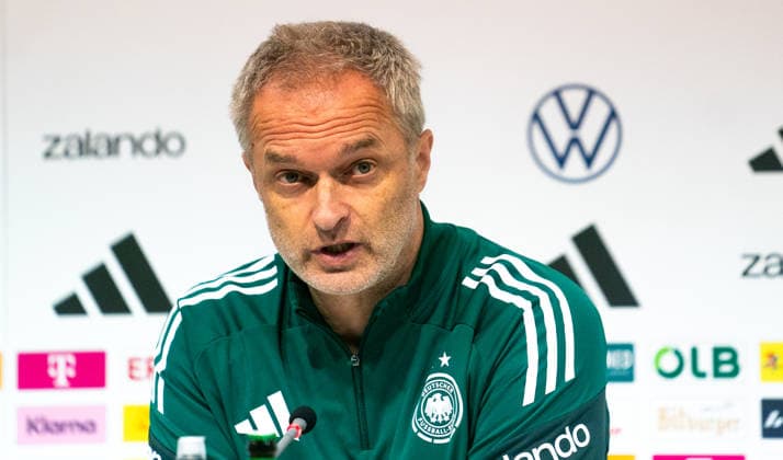 2.3..2026, Fußball, GER, Frauen, WM-Qualifikation, Deutschland - Slowenien, Trainer Christian Wück (Deutschland) bei der Pressekonferenz. Dresden Rudolf-Harbig-Stadion Sachsen Deutschland