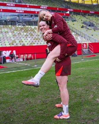 02.03.2026 GDANSK, POLSAT PLUS ARENA PILKA NOZNA KOBIET ( WOMEN S FOOTBALL) EL ELIMINACJE DO MS MISTRZOSTW SWIATA W PILCE NOZNEJ KOBIET FIFA 2027 ZGRUPOWANIE REPREZENTACJI POLSKI KOBIET OFICJALNA KONFERENCJA PRASOWA I TRENING REPREZENTACJI POLSKI KOBIET PRZED MECZEM Z HOLANDIA FOOTBALL POLISH WOMEN S national team, Nationalteam TRAINING CAMP OFFICIAL press conference, PK, Pressekonferenz AND TRAINING OF THE POLISH WOMEN S NATIONAL TEAM BEFORE THE MATCH AGAINST THE NETHERLANDS NZ ADRIANA ACHCINSKA, WERONIKA ZAWISTOWSKA FOTO LUKASZ GROCHALA CYFRASPORT NEWSPIX.PL --- newspix.pl 