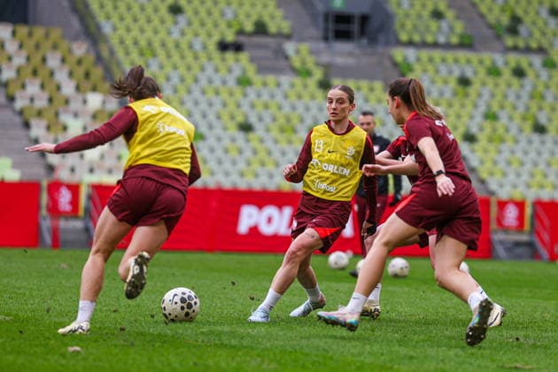 02.03.2026 GDANSK, POLSAT PLUS ARENA PILKA NOZNA KOBIET ( WOMEN S FOOTBALL) EL ELIMINACJE DO MS MISTRZOSTW SWIATA W PILCE NOZNEJ KOBIET FIFA 2027 ZGRUPOWANIE REPREZENTACJI POLSKI KOBIET OFICJALNA KONFERENCJA PRASOWA I TRENING REPREZENTACJI POLSKI KOBIET PRZED MECZEM Z HOLANDIA FOOTBALL POLISH WOMEN S national team, Nationalteam TRAINING CAMP OFFICIAL press conference, PK, Pressekonferenz AND TRAINING OF THE POLISH WOMEN S NATIONAL TEAM BEFORE THE MATCH AGAINST THE NETHERLANDS NZ EWELINA KAMCZYK FOTO LUKASZ GROCHALA CYFRASPORT NEWSPIX.PL --- newspix.pl 