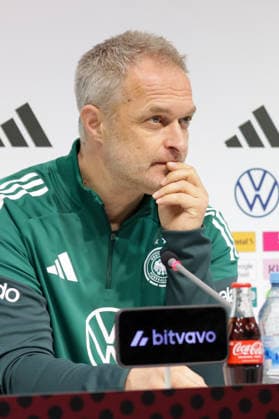 02.03.2026, xgrfx, Fussball WM Qualifikation , Deutschland Frauen - Pressekonferenz, Abschlusstraining v.l. Christian Wück (Deutsche Frauennationalmannschaft) (DFL DFB REGULATIONS PROHIBIT ANY USE OF PHOTOGRAPHS as IMAGE SEQUENCES and or QUASI-VIDEO) Dresden