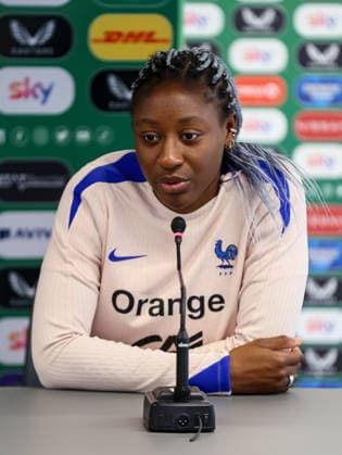 France Women Squad Training & press conference, PK, Pressekonferenz Tallaght Stadium, Dublin 2 3 2026 Kadidiatou Diani Kadidiatou Diani 2 3 2026  Copyright: x INPHO DanxClohessyx DC051766 copy