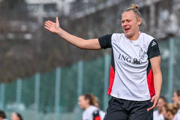 SOCCER WOMEN UEFA QUALIFIERS B4 MD-1 ISRAEL VS BELGIUM Ella Van Kerkhoven (3) of Belgium pictured during a women football training session MD-1 before the game between the national teams of Israel and Belgium, called the Red Flames, on the first match day in League B Group B4 in the league stage of the 2026-27 UEFA Women s European Qualifiers competition , on Monday 2 March 2026 in Budapest , Hungary . PHOTO SPORTPIX Stijn Audooren Budapest BSC Stadium - Budaors Hungary  Copyright: xSportpix.bex xStijnxAudoorenxStijnxAudoorenx
